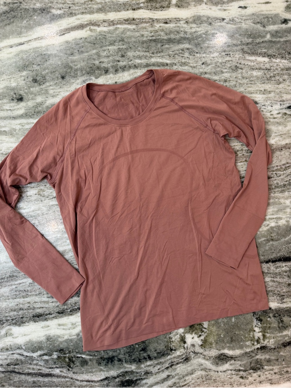 Lululemon Swiftly Tech Long Sleeve Shirt Size 18